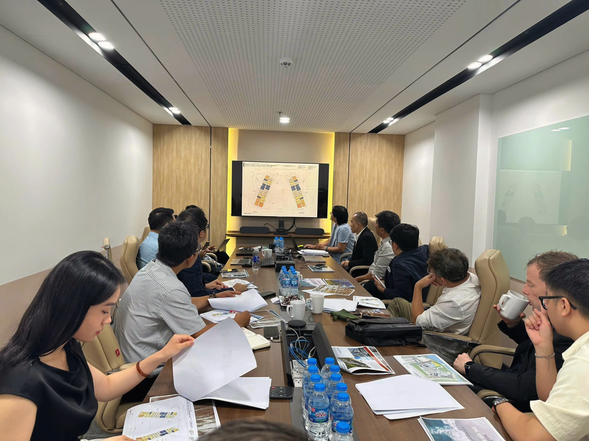 Toàn cảnh phiên họp Hội đồng kiến trúc dự án Hồ Tràm